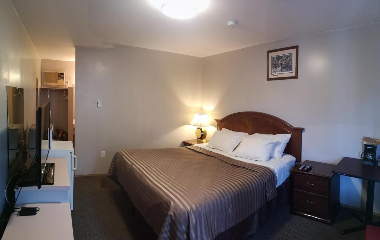 Ranchland Villa Motel Merritt Zewnętrze zdjęcie